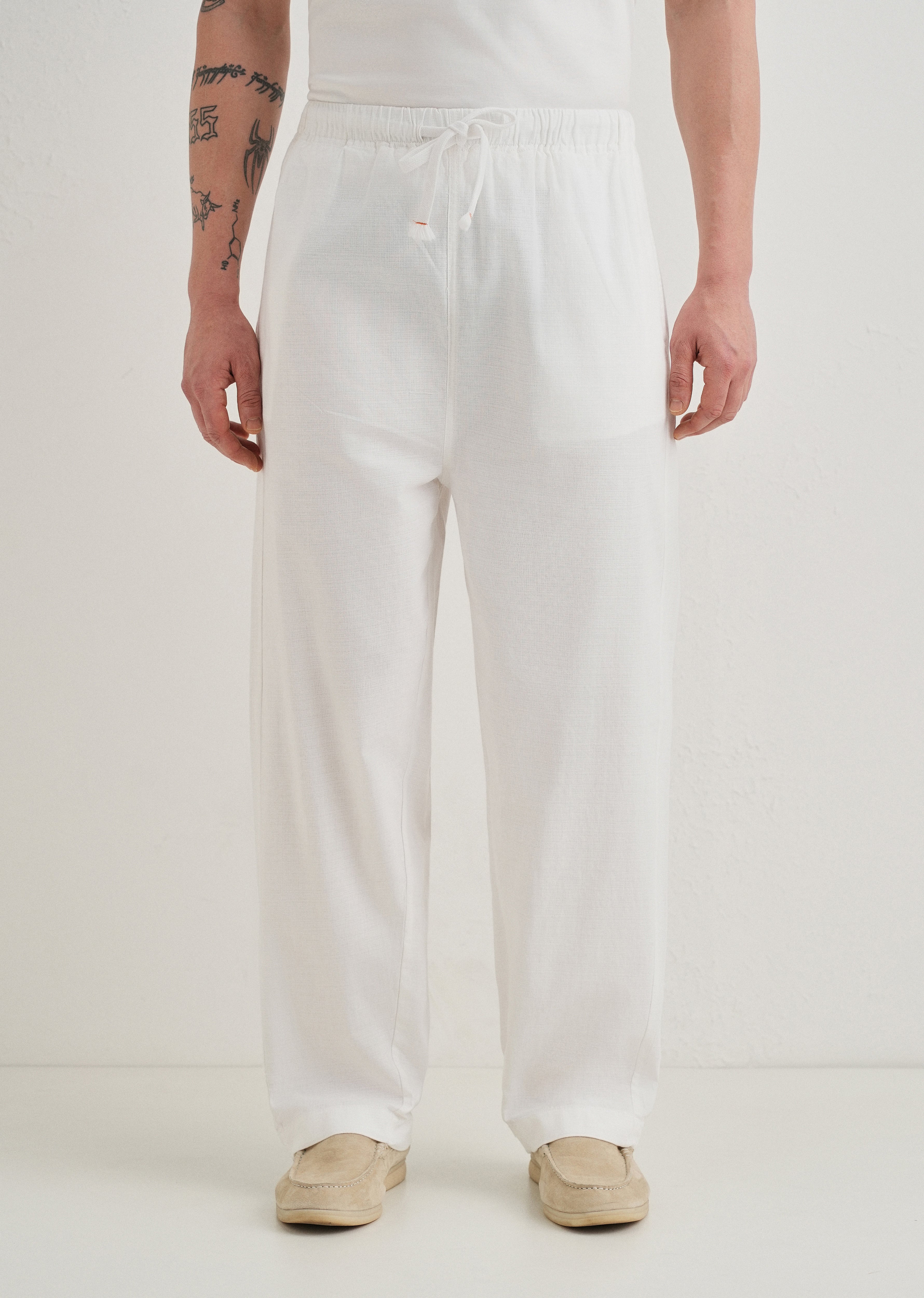White Relaxed Fit Cotton Trouser