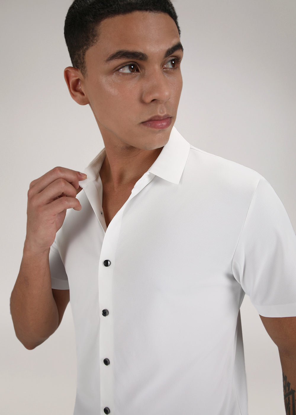 White Stitchless Shirt