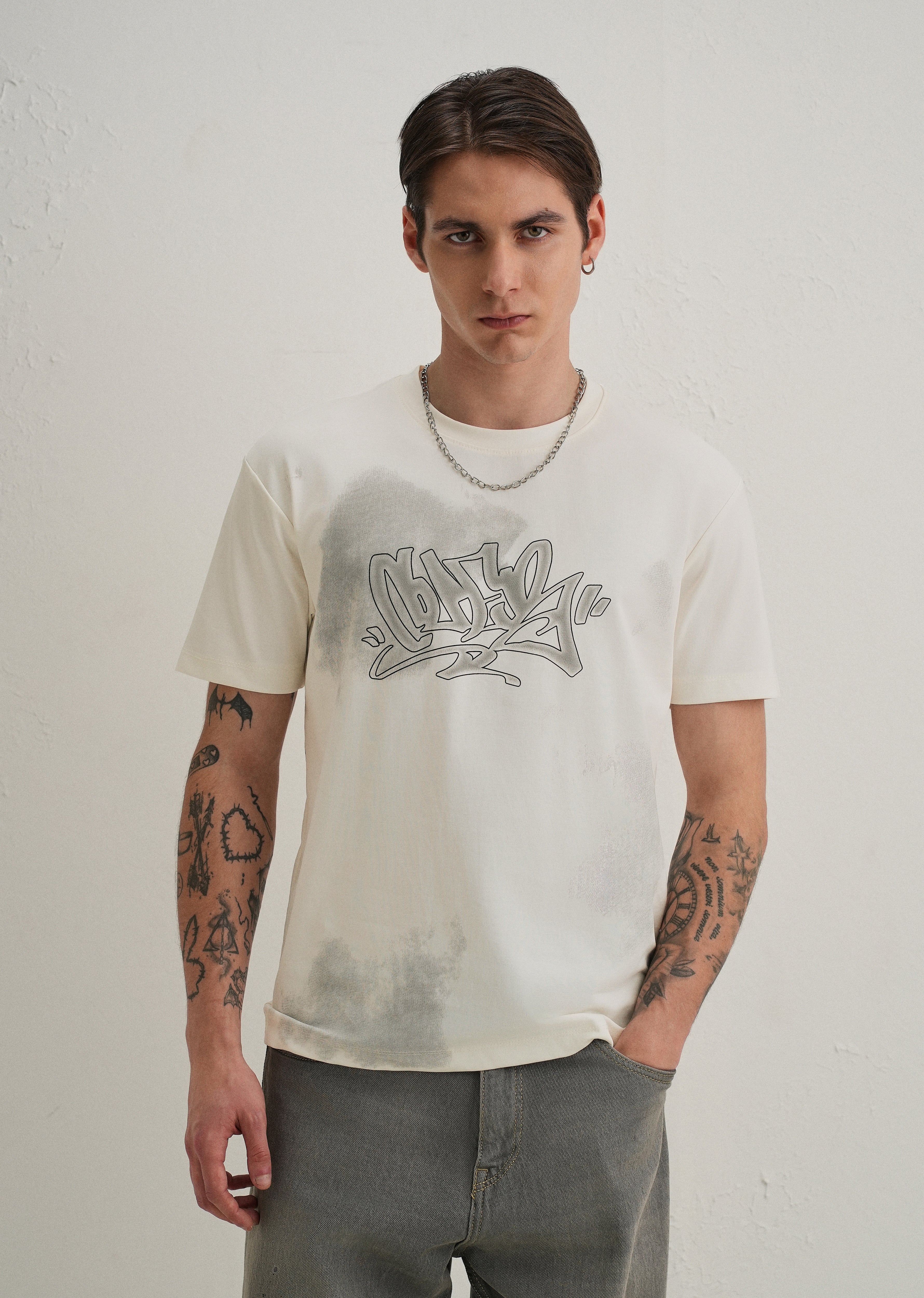 White Textured Back Print T-Shirt