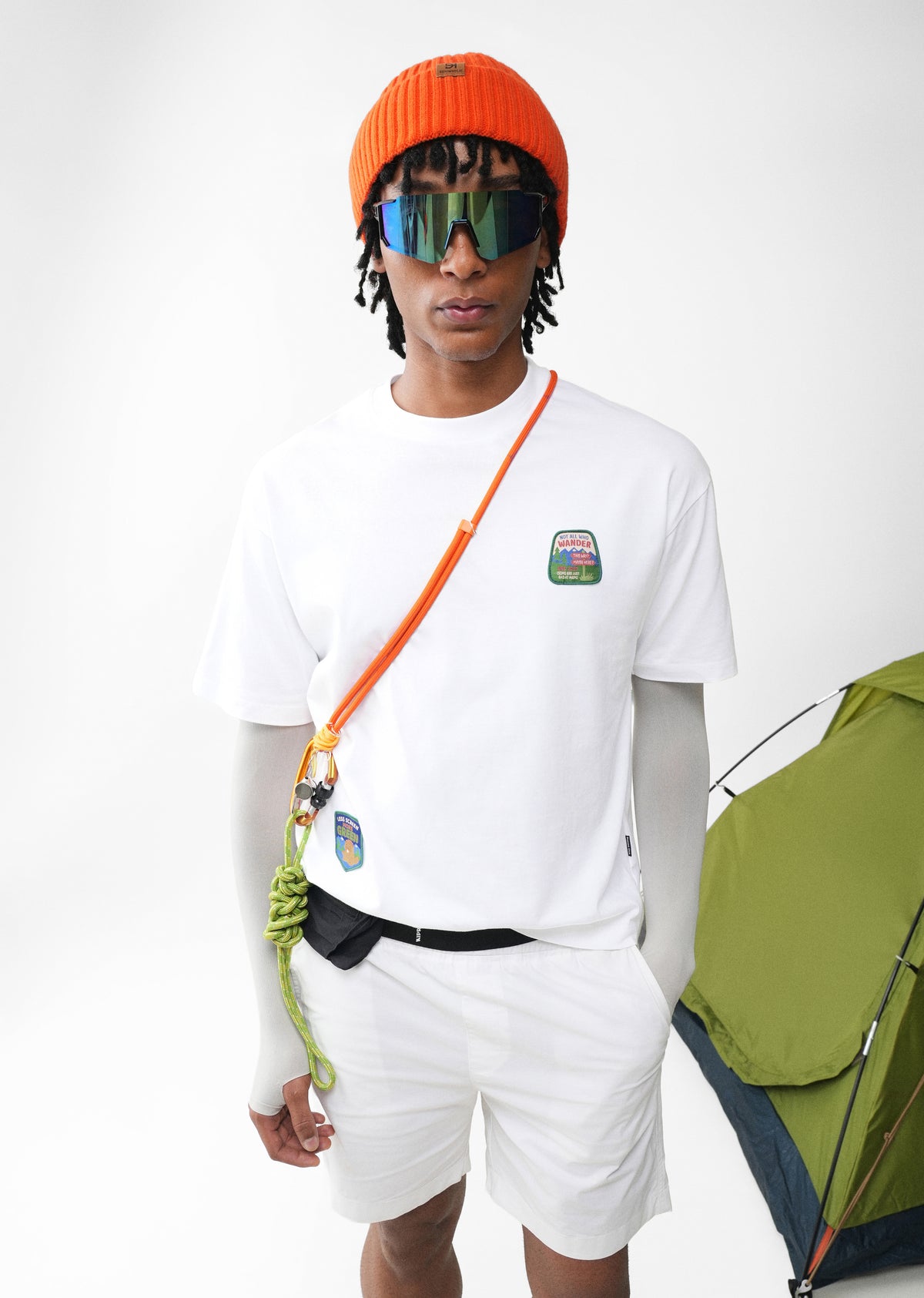 White Wander Essentials Graphic T-shirt