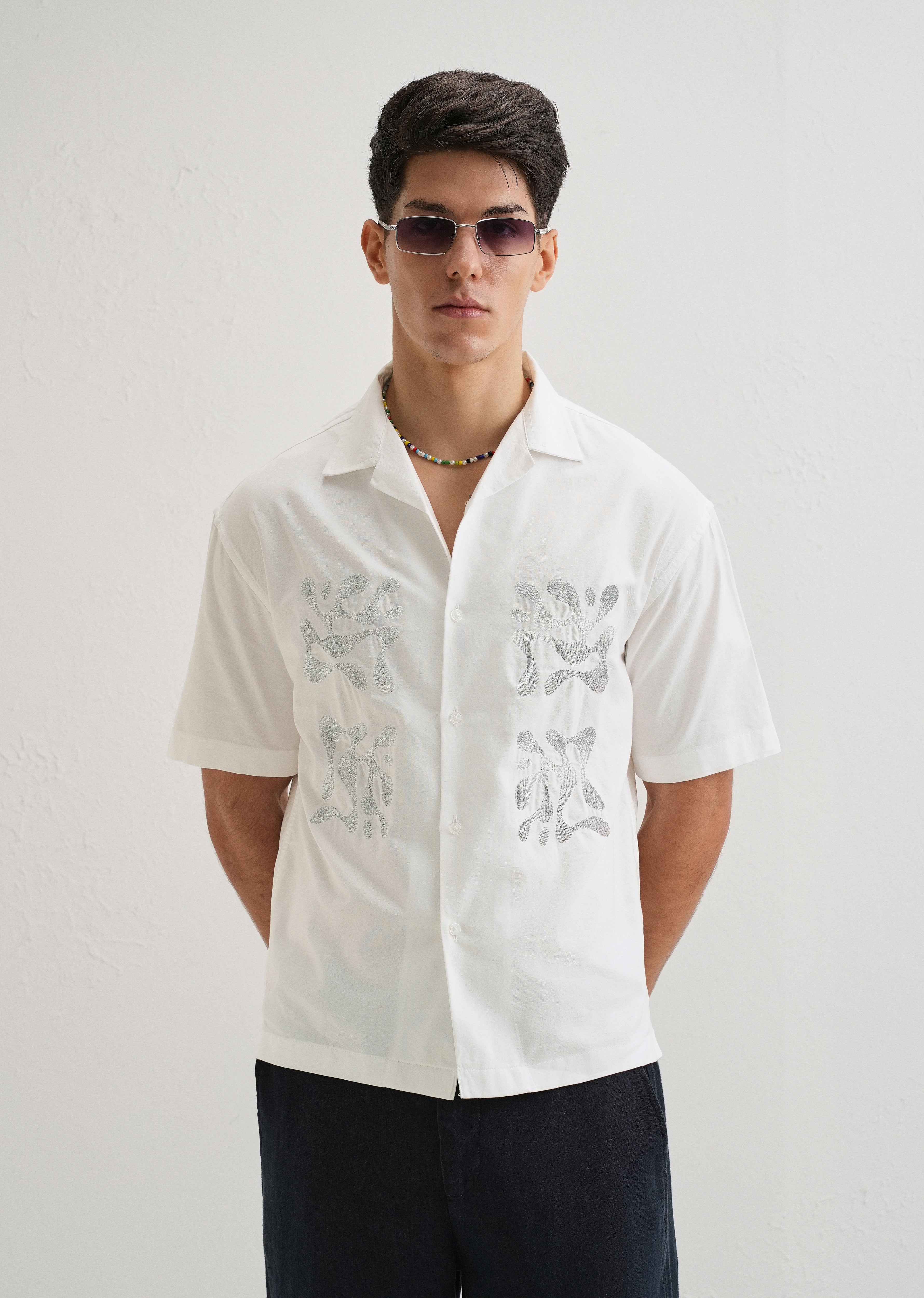 White Embroidery Cuban Collar Cotton Shirt